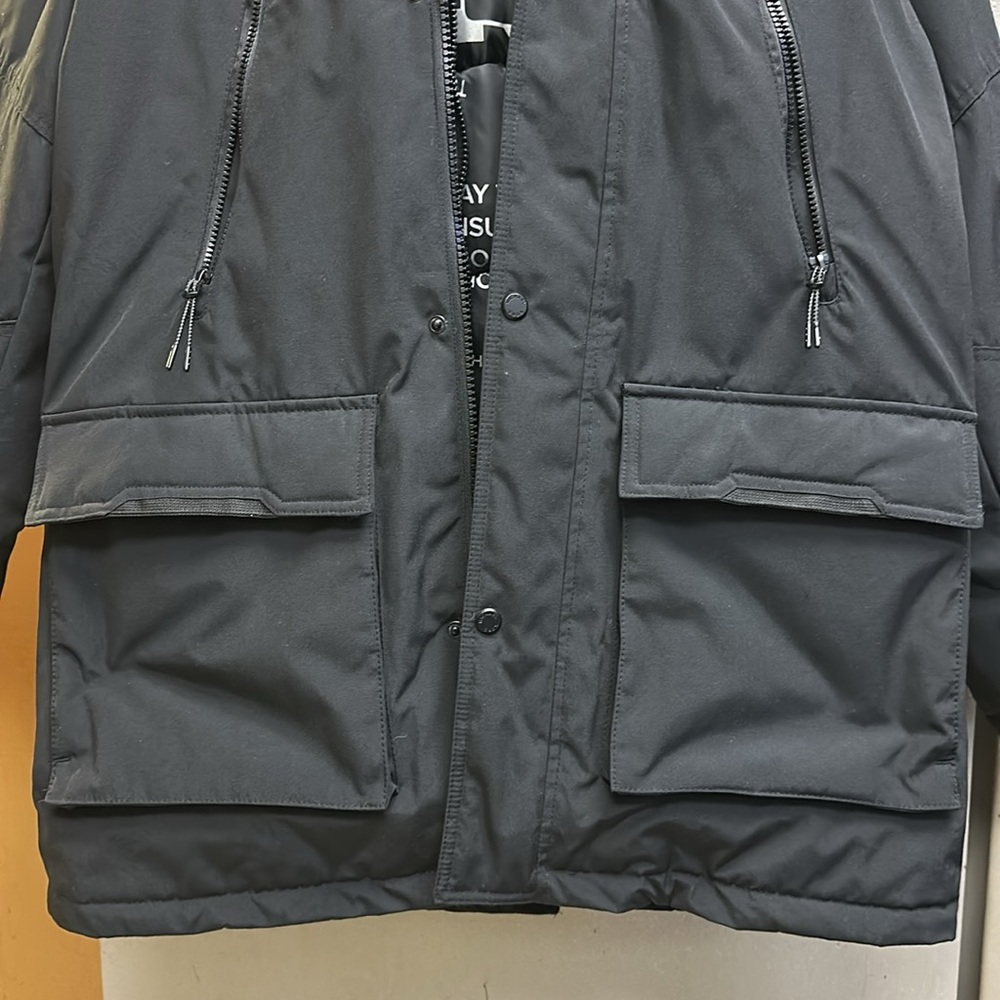 Michael Kors Benson Faux Fur Trimmed Hooded
Jacket Size Medium - Picture 4 of 11